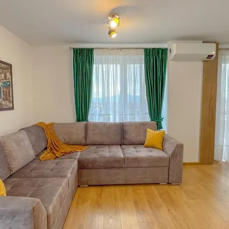 Dreamview Apartment With Private Parking Brasov Exterior photo
