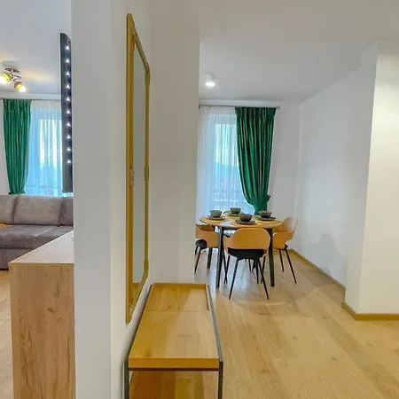 Dreamview Apartment With Private Parking Brasov Exterior photo