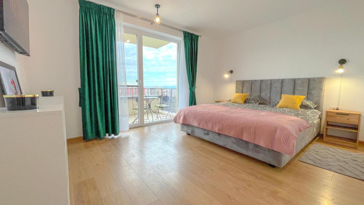 Appartement Dreamview With Private Parking Braşov